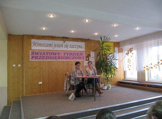 Światowy Tydzień Przedsiębiorczości 2014 r. w naszej szkole przebiegał bardzo pracowicie