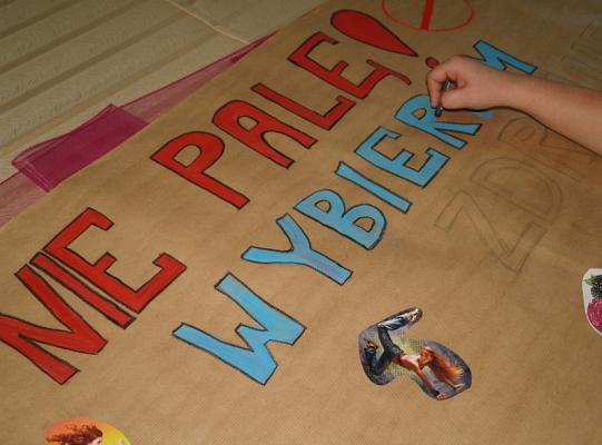 Modnie jest żyć bez papierosów