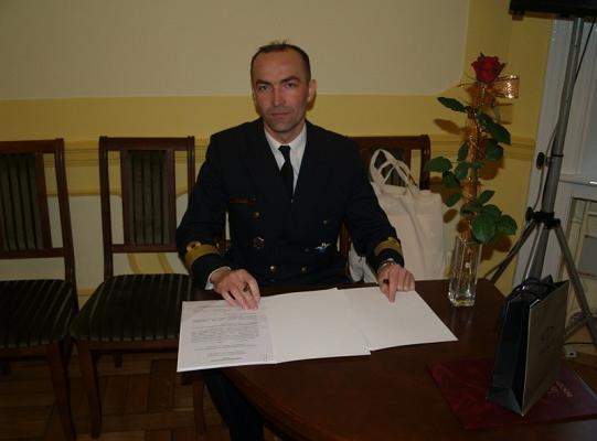 Podpisanie współpracy PCE z JW 4653