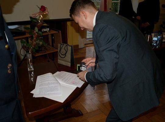 Podpisanie współpracy PCE z JW 4653