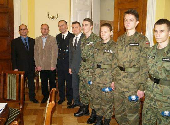 Podpisanie współpracy PCE z JW 4653