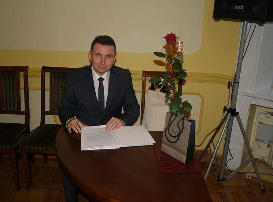 Podpisanie współpracy PCE z JW 4653