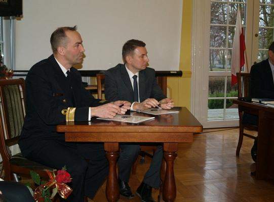 Podpisanie współpracy PCE z JW 4653