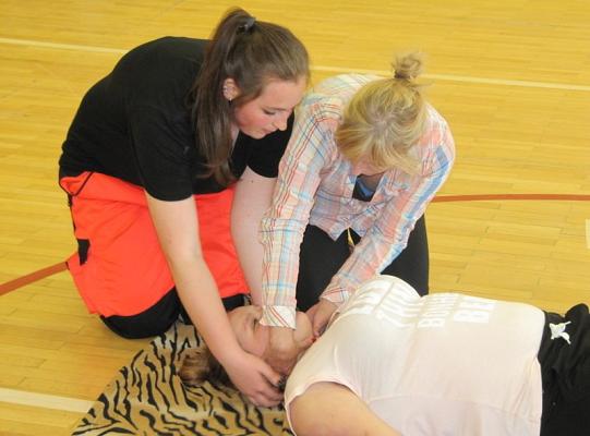 „Budowlanka” uczyła się, jak pomóc w razie potrzeby