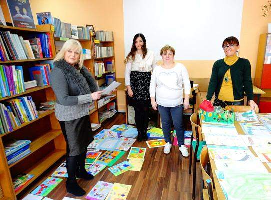 Jak komisja obradowała nad pracami -  „Tacy sami…  Autyzm” - obchody w 2016 roku