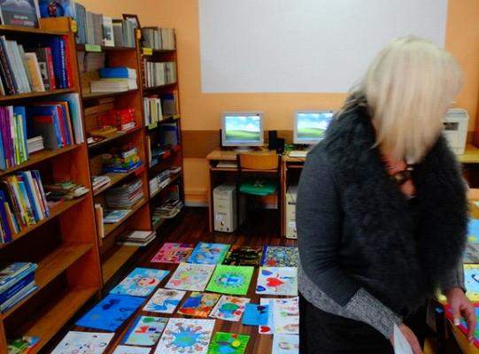 Jak komisja obradowała nad pracami -  „Tacy sami…  Autyzm” - obchody w 2016 roku