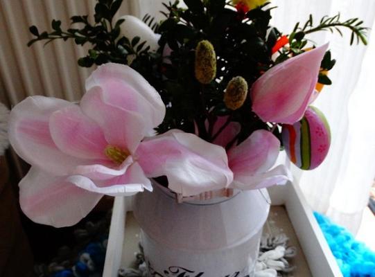 Konkurs na projekt książki składającej się z – WAZONU