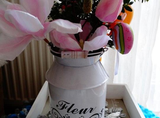 Konkurs na projekt książki składającej się z – WAZONU