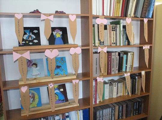 Ubieramy  bibliotekę PCE-ZSP w  modne  męskie krawaty!