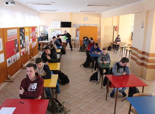 Oceń - Konkurs historyczny w PCE!