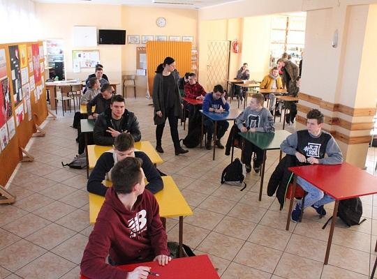 Oceń - Konkurs historyczny w PCE!