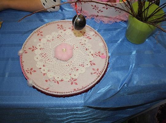 Budujemy, odnawiamy energetykę i promujemy styl wojskowy. Targi  i branding w PCE.