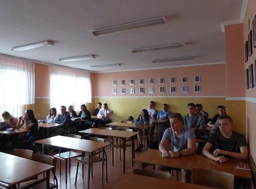 O handlu ludźmi przed wakacjami