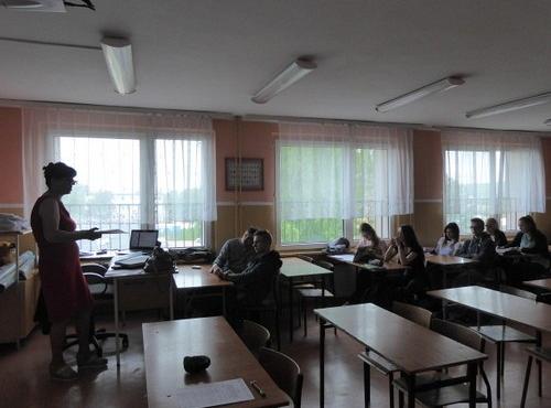 O handlu ludźmi przed wakacjami