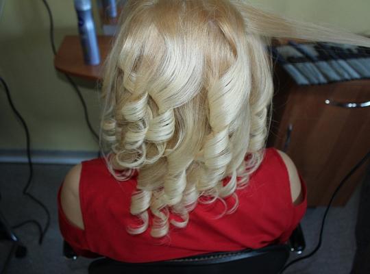 Oceń prezentację modnych fryzur. Zobacz projekty uczniowskie.