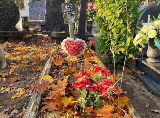 Czas pomyśleć o zmarłych z klasą 3 TDg