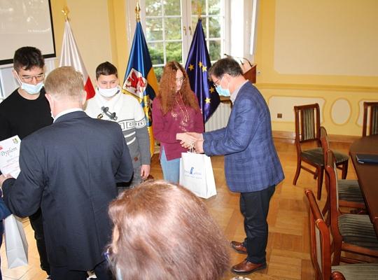 Wyróżnieni w KONKURSIE WIEDZY O NSZZ „SOLIDARNOŚĆ”