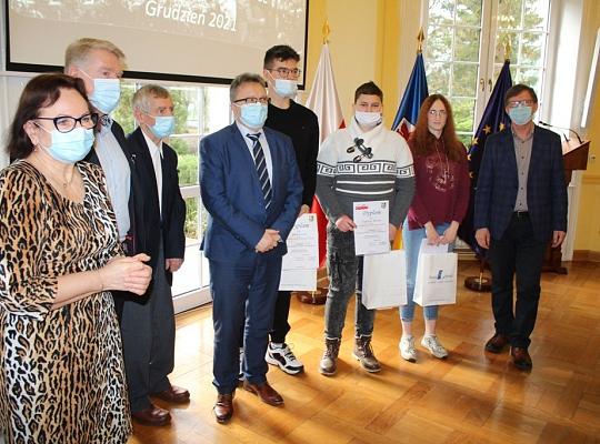 Wyróżnieni w KONKURSIE WIEDZY O NSZZ „SOLIDARNOŚĆ”