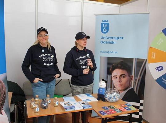 Uczniowie PCE na Targach Edukacyjnych