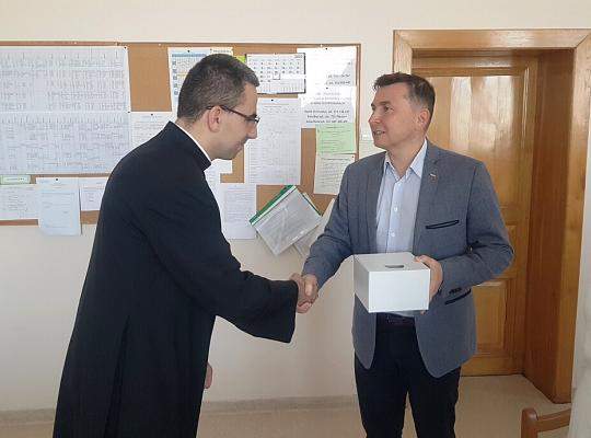 Wizyta absolwenta w szkole