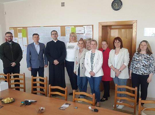 Wizyta absolwenta w szkole