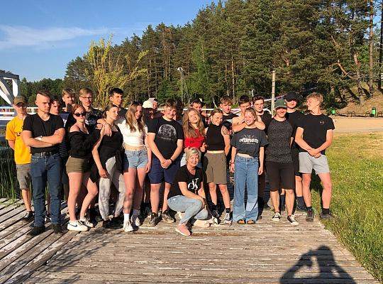 Klasa 2Tla  na biwaku  w  Załakowie