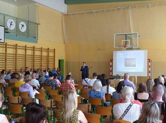 Spotkanie z rodzicami naszych pierwszoklasistów w PCE