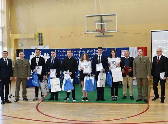 Pożegnanie absolwentów Technikum i LO dla dorosłych w PCE