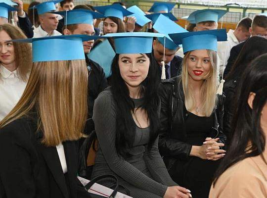 Pożegnanie absolwentów Technikum i LO dla dorosłych w PCE