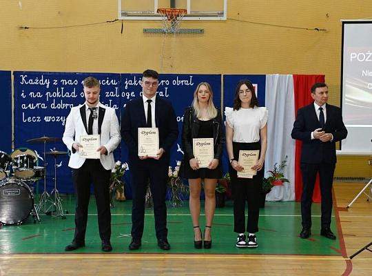 Pożegnanie absolwentów Technikum i LO dla dorosłych w PCE