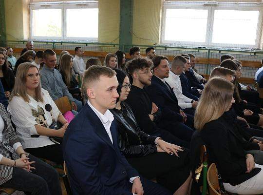Pożegnanie absolwentów Technikum i LO dla dorosłych w PCE