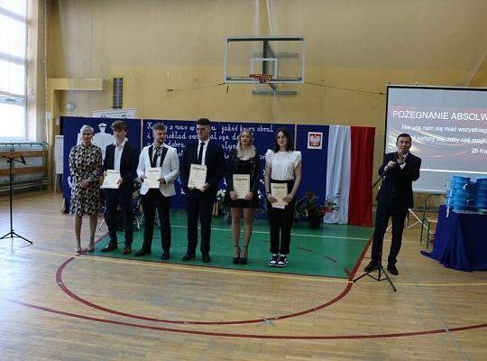 Pożegnanie absolwentów Technikum i LO dla dorosłych w PCE