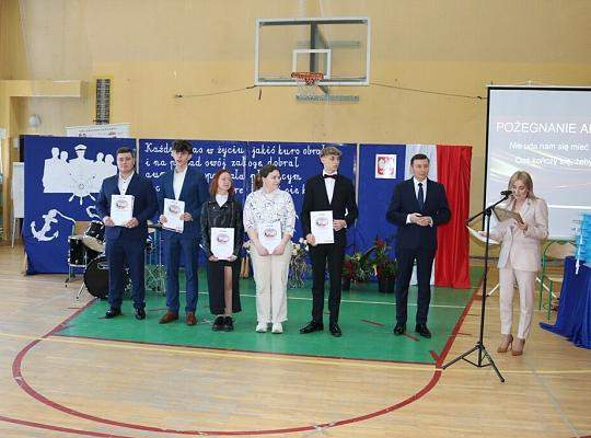 Pożegnanie absolwentów Technikum i LO dla dorosłych w PCE