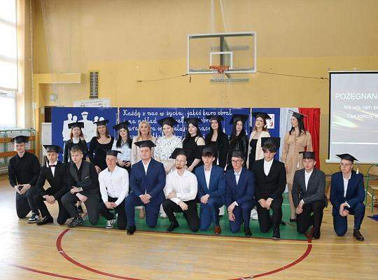 Pożegnanie absolwentów Technikum i LO dla dorosłych w PCE