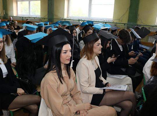 Pożegnanie absolwentów Technikum i LO dla dorosłych w PCE