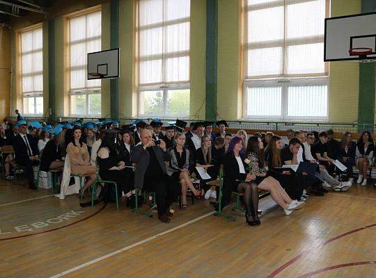 Pożegnanie absolwentów Technikum i LO dla dorosłych w PCE