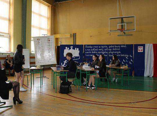 Pożegnanie absolwentów Technikum i LO dla dorosłych w PCE