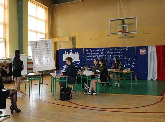 Pożegnanie absolwentów Technikum i LO dla dorosłych w PCE