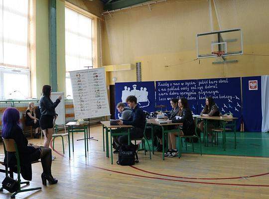 Pożegnanie absolwentów Technikum i LO dla dorosłych w PCE