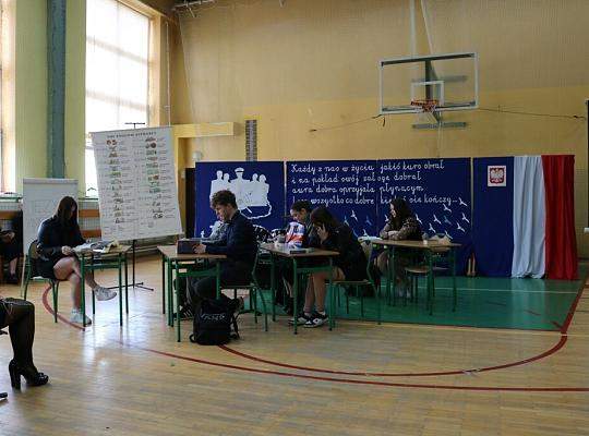 Pożegnanie absolwentów Technikum i LO dla dorosłych w PCE