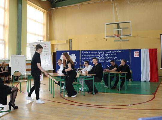 Pożegnanie absolwentów Technikum i LO dla dorosłych w PCE