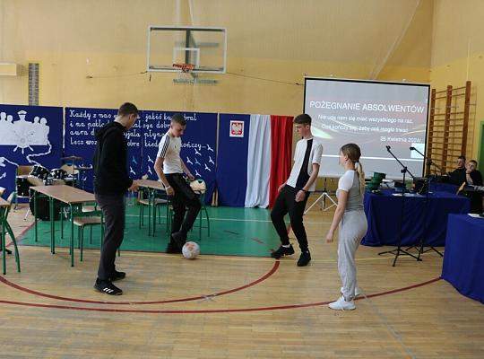 Pożegnanie absolwentów Technikum i LO dla dorosłych w PCE