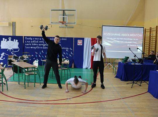 Pożegnanie absolwentów Technikum i LO dla dorosłych w PCE