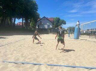 Piłka siatkowa plażowa chłopców z PCE