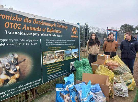 Podziękowanie za zbiórkę karmy dla zwierząt ze schroniska w Dąbrówce