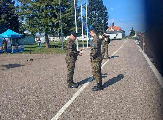 3 miejsce naszych uczniów w wojewódzkim przeglądzie musztry klas wojskowych