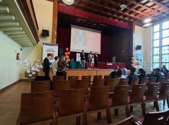 Debaty Oksfordzkie – potyczki międzyszkolne.