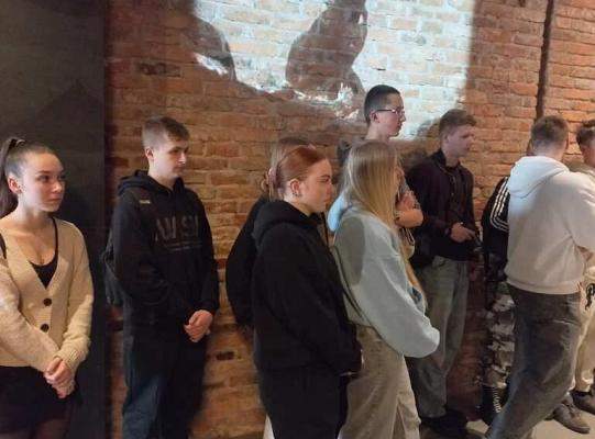 Uczniowie z najwyższą średnią i pracujący na rzecz szkoły w nagrodę wyjechali do Gdańska.