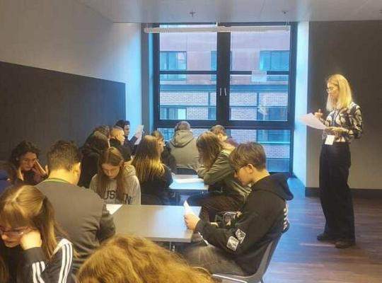 Uczniowie z najwyższą średnią i pracujący na rzecz szkoły w nagrodę wyjechali do Gdańska.