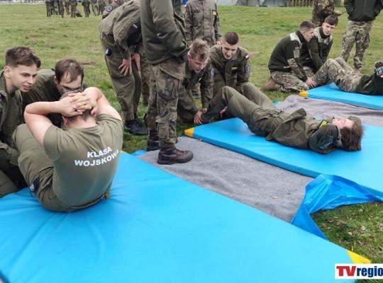 Sukces uczniów klas wojskowych OPW w wojewódzkiej „Spartakiadzie sportowo-obronnej” w Malborku